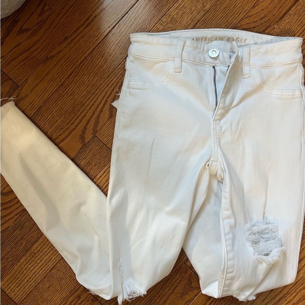 American Eagle Skinny White Jeans